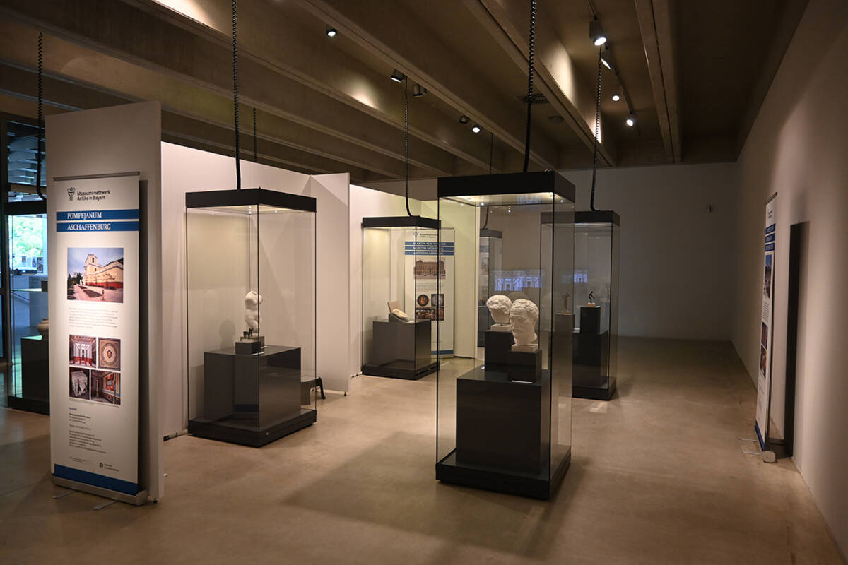 Blick in die Sonderausstellung »Antike in Bayern«.