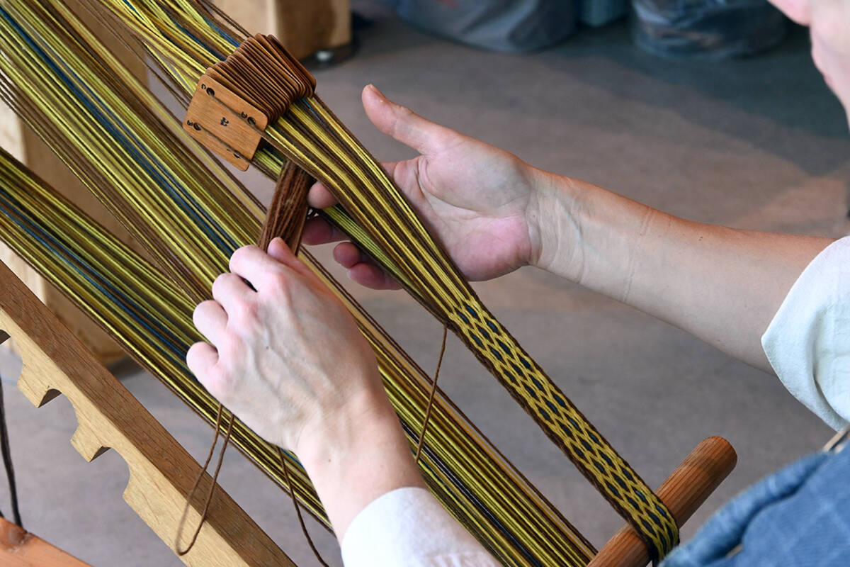 Brettchenweben mit der Keltengruppe Gabro Agrani.