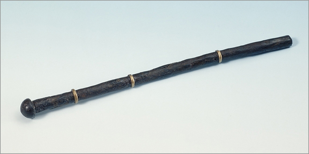 Handelt es sich bei dem faszinierenden Objekt um einen »keltischer Maßstab«?