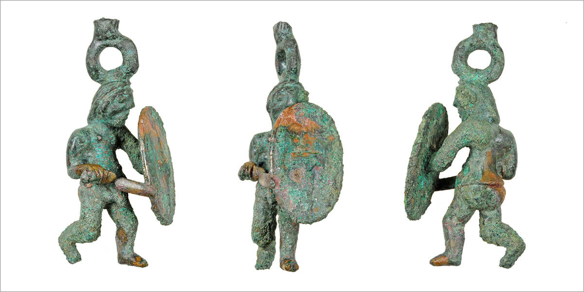 Die neue Bronzefigur eines keltischen Kriegers aus Manching.