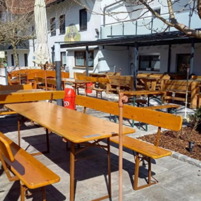 Außengastronomie des Fuchsbaus.