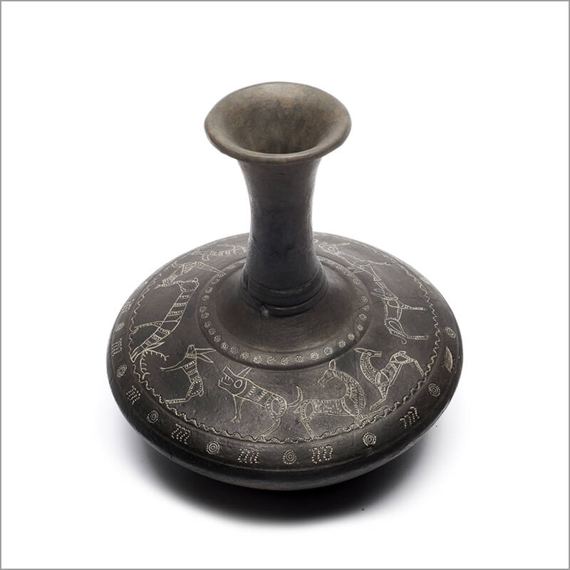 Linsenflasche mit Tierfries aus Matzhausen, 5. Jh. v. Chr.