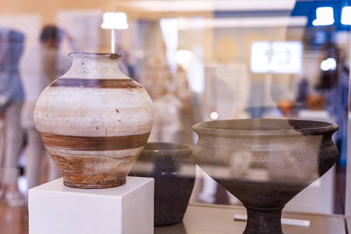 Repliken von Gefäßen aus der Keltenstadt von Manching.