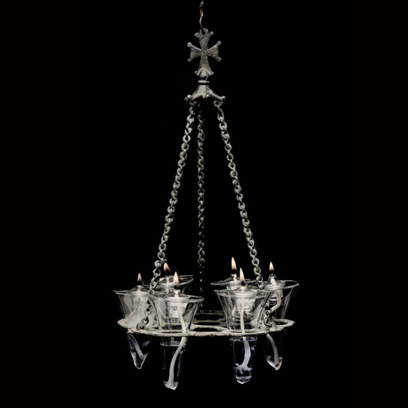 Byzantinischer Lampenträger (Polykandelon) aus Bronze.