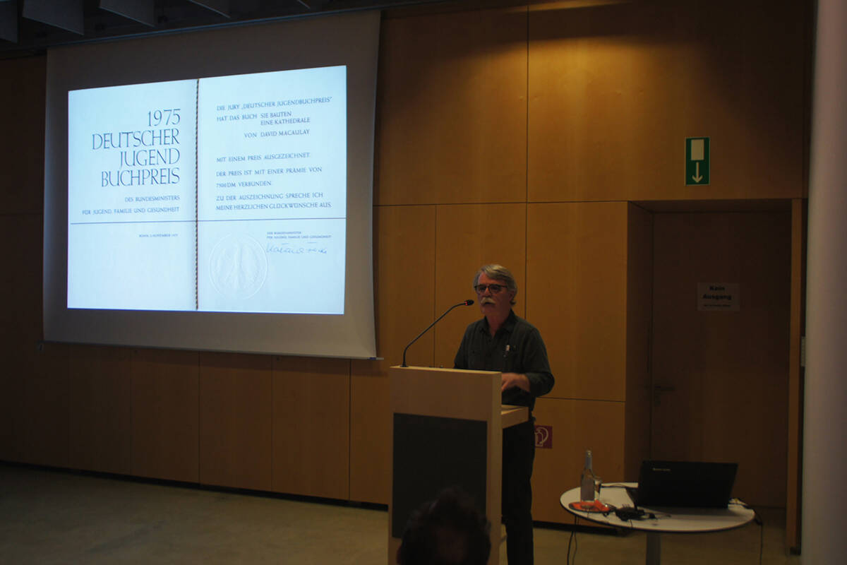 David Macaulay bei seinem Abendvortrag im kelten römer museum manching.