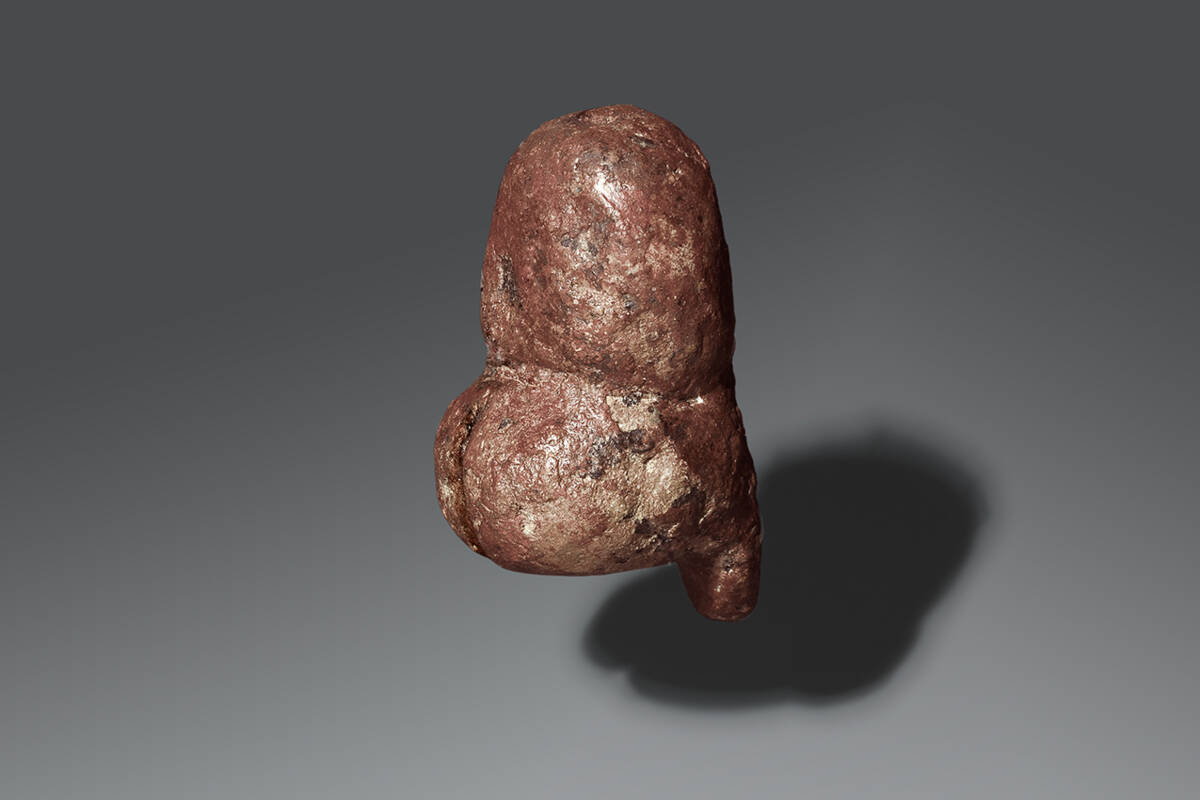 Stilisierte menschliche Statuette aus bemaltem Stein, Weinberghöhlen bei Mauern, um 25.000 v. Chr.